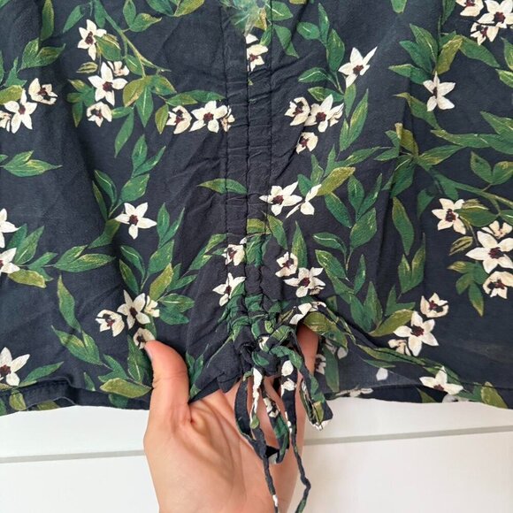 Marine Layer Womens Scrunched Top - Picture 3 of 3